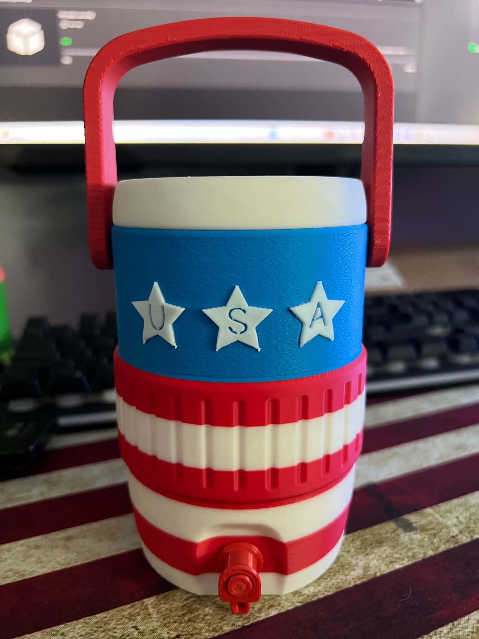 4th of July can holder